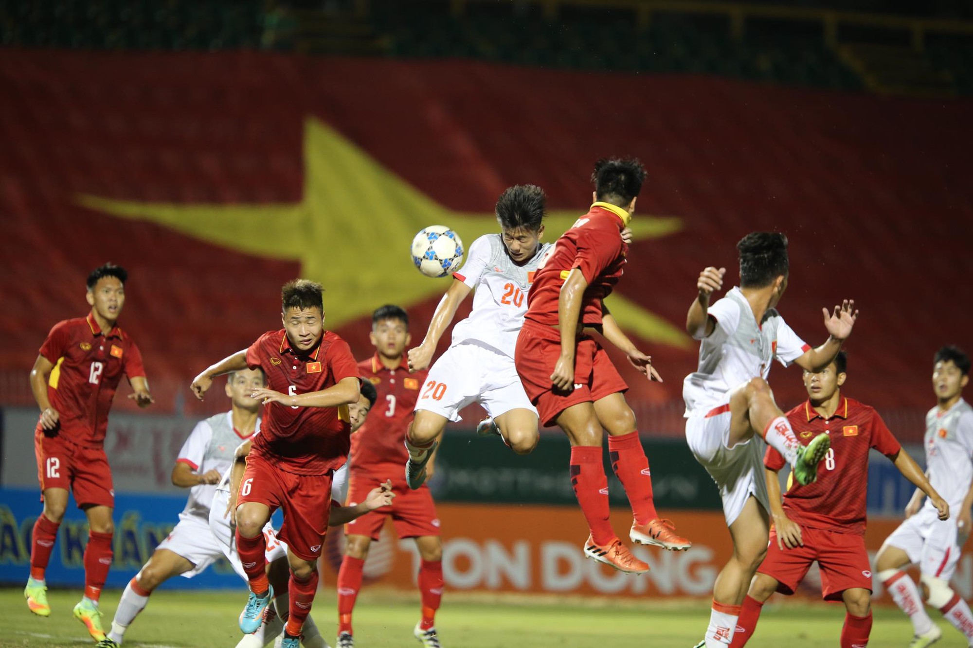 U19 Việt Nam đại bại trước U21 Việt Nam ở giải U21 Quốc tế 2017